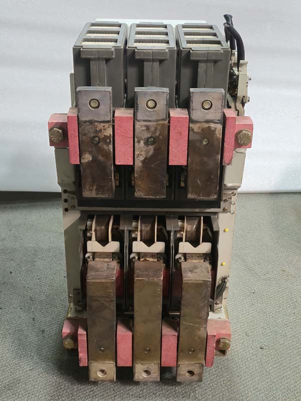 AEG ME1007H AIR CIRCUIT BREAKER 1000A-5 AEG ME1007H AIR CIRCUIT BREAKER 1000A