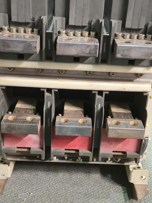 AEG ME1607H AIR CIRCUIT BREAKER 1600A-4 AEG ME1607H AIR CIRCUIT BREAKER 1600A