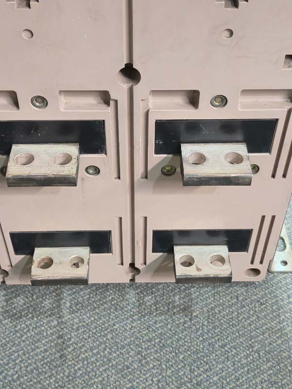 MERLIN GERIN M10NI AIR CIRCUIT BREAKER 1000A