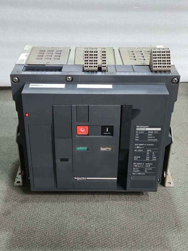 SCHNEIDER ELECTRIC NW10HA AIR CIRCUIT BREAKER 1000A